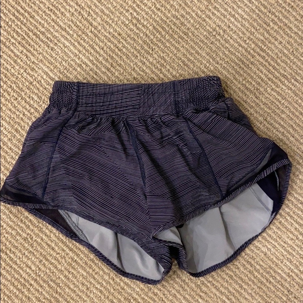 Size 2 lululemon shorts!!